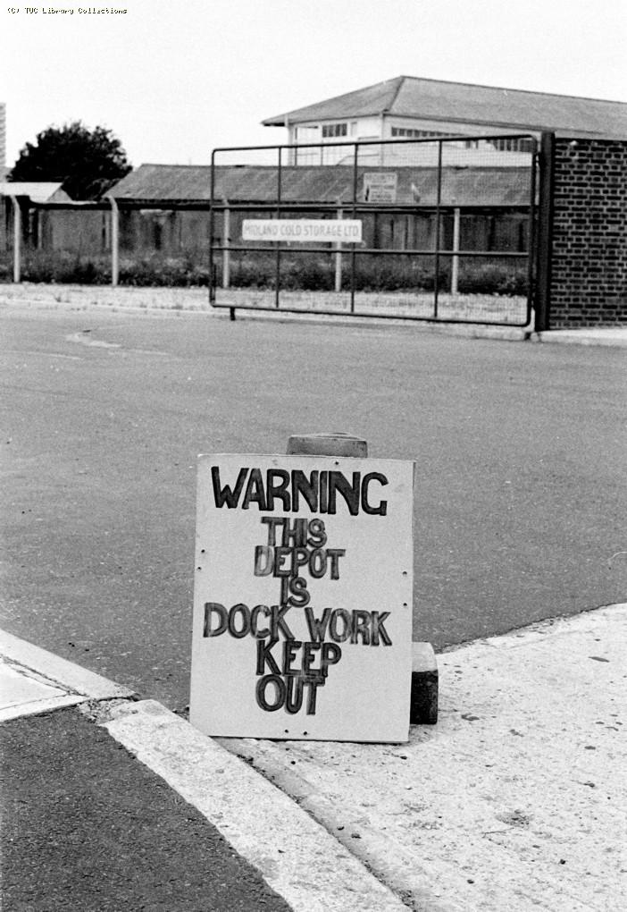 Picket notice at Chobham Farm Depot, 1972