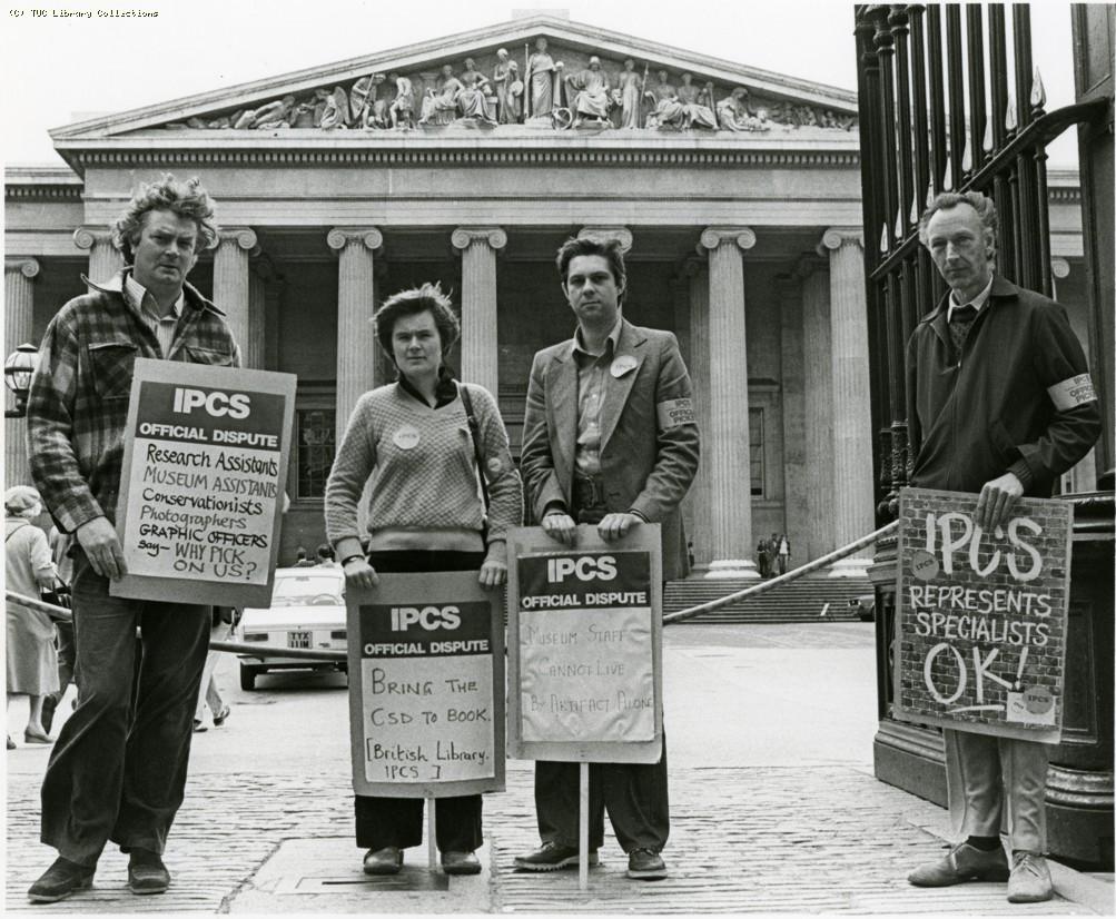 Picket line at British Museum, 1979